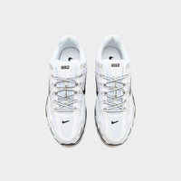 White Nike P-6000