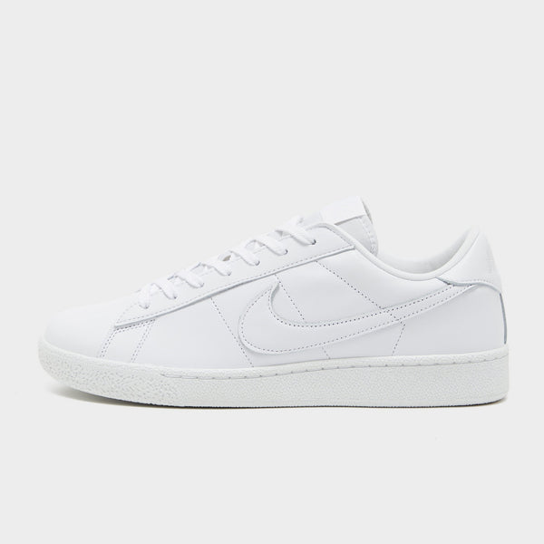White Nike Tennis Classic