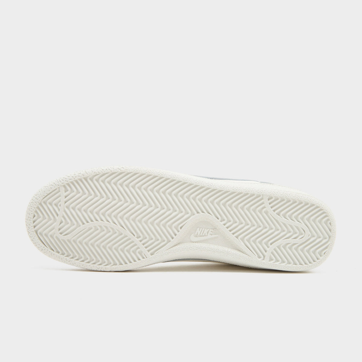 White Nike Tennis Classic
