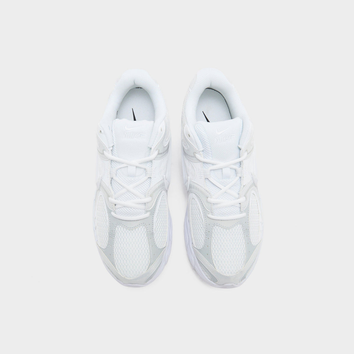 White Nike V5 RNR