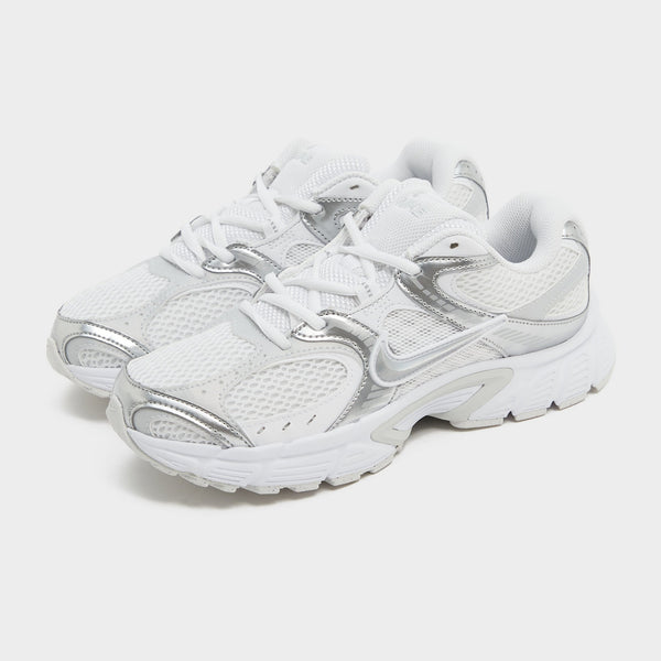 White Nike V5 RNR Women's