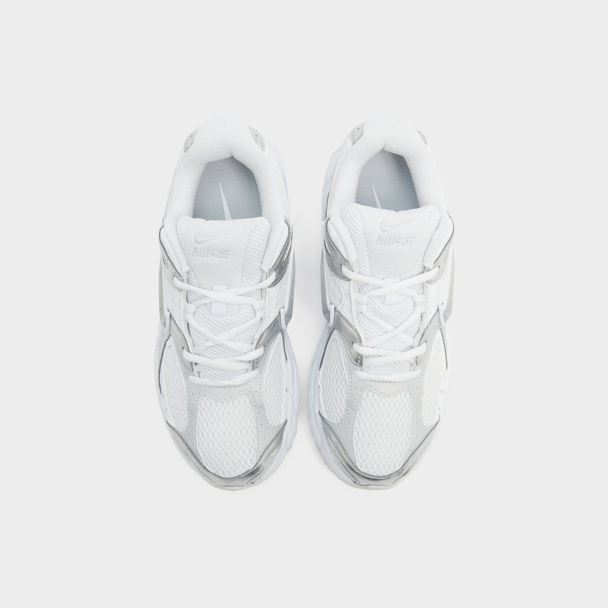 White Nike V5 RNR Women's