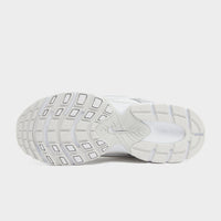 White Nike V5 RNR Women's
