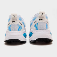 White Nike Vomero 18