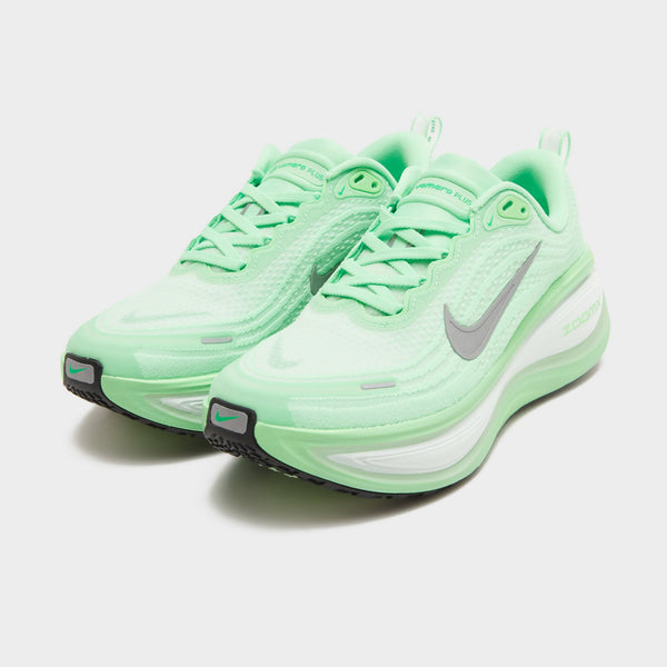 White Nike Vomero Plus Women's