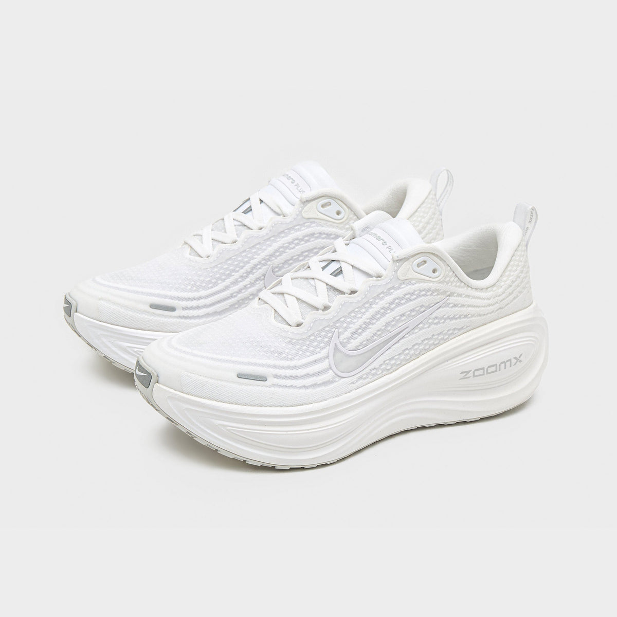 White Nike Vomero Plus Women's
