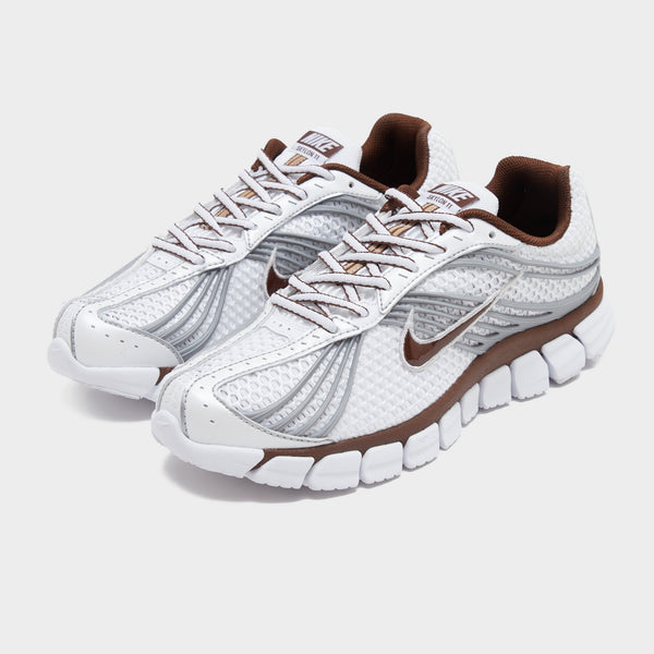 White Nike Zoom Skylon 11 Women's
