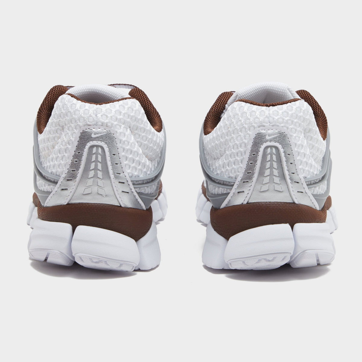 White Nike Zoom Skylon 11 Women's
