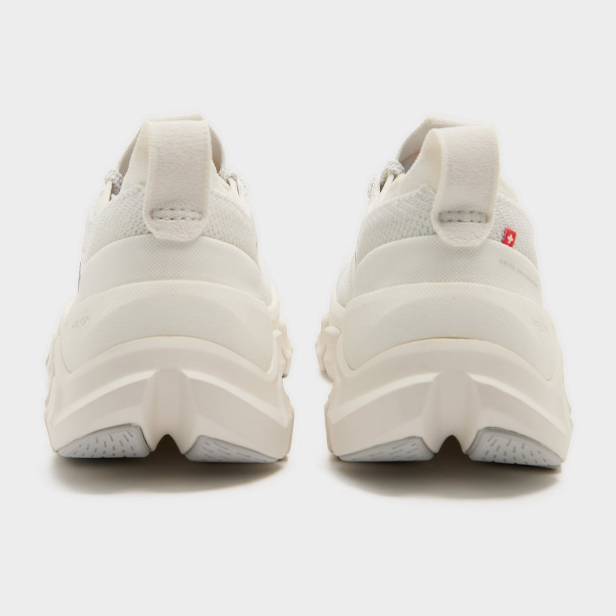 White On Running Cloud X Tempo Pro Women's