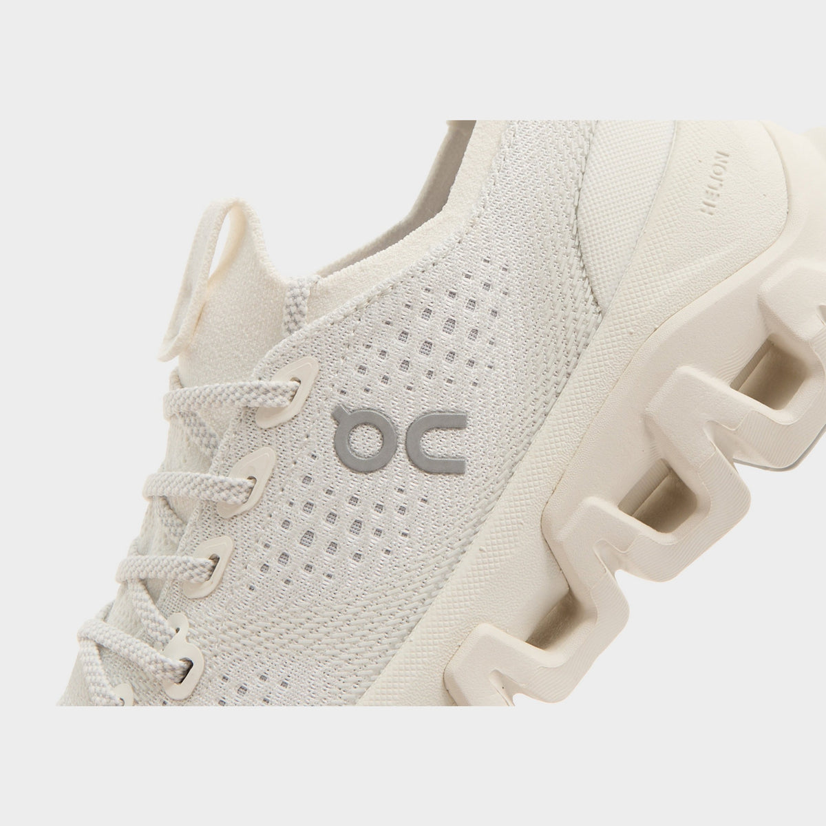 White On Running Cloud X Tempo Pro Women's