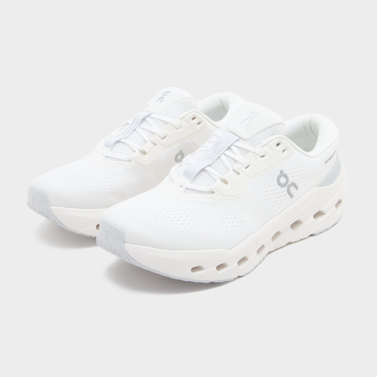 White On Running Cloudrunner 3
