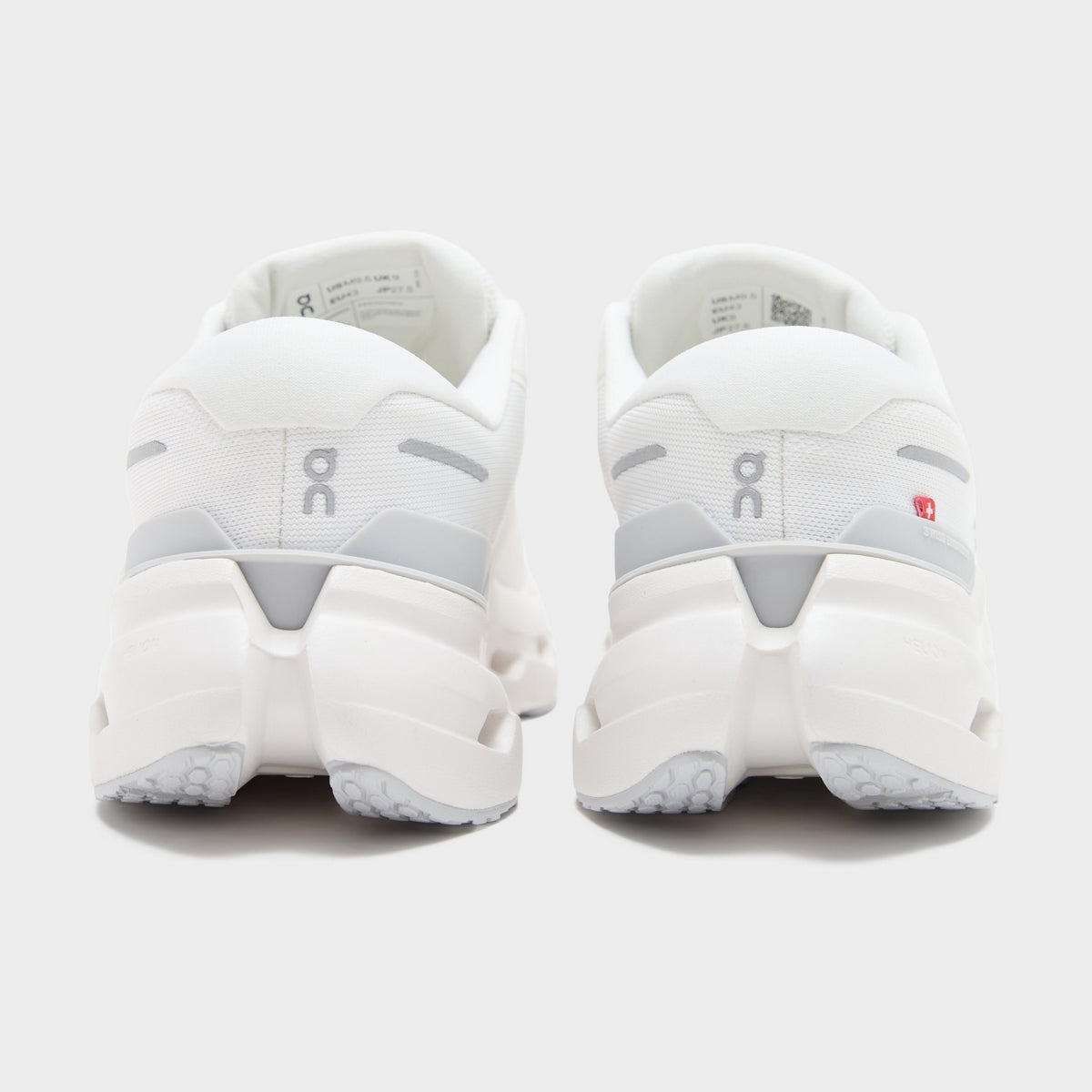 White On Running Cloudrunner 3
