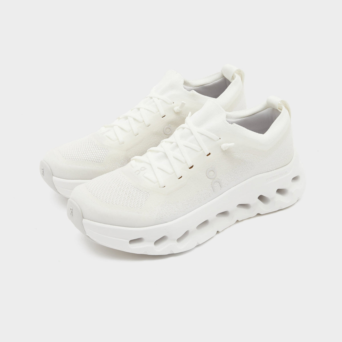 White On Running Cloudtilt Moon Women's