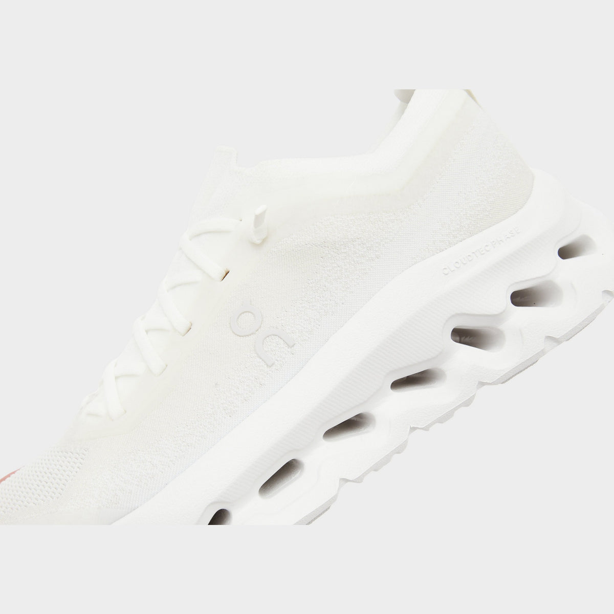 White On Running Cloudtilt Moon Women's