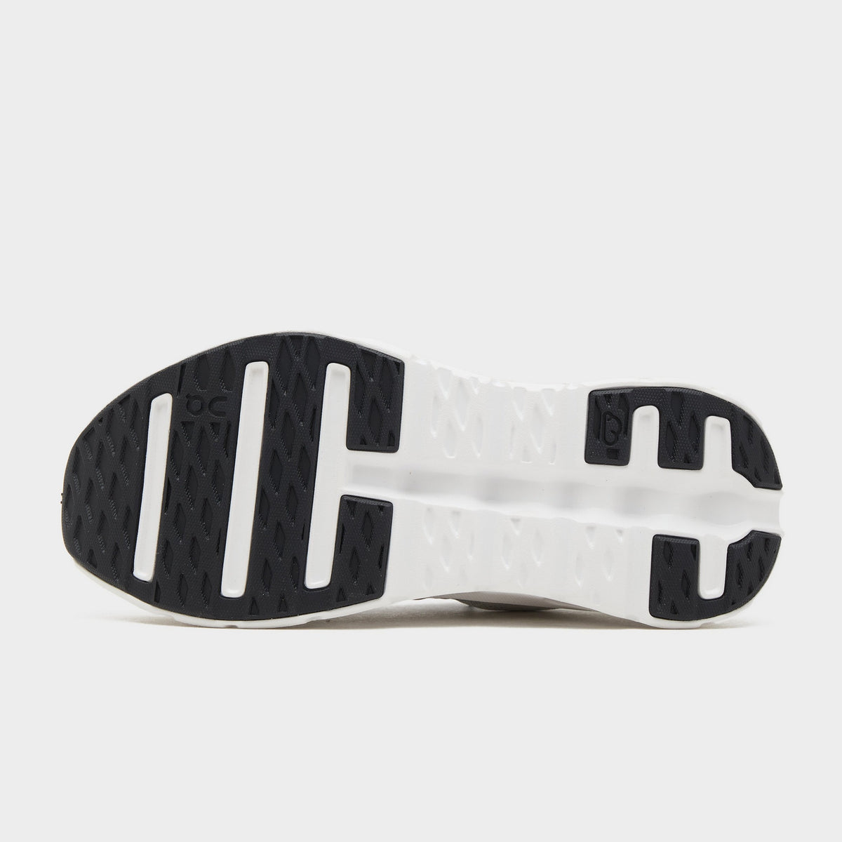 White On Running Cloudtilt Women's
