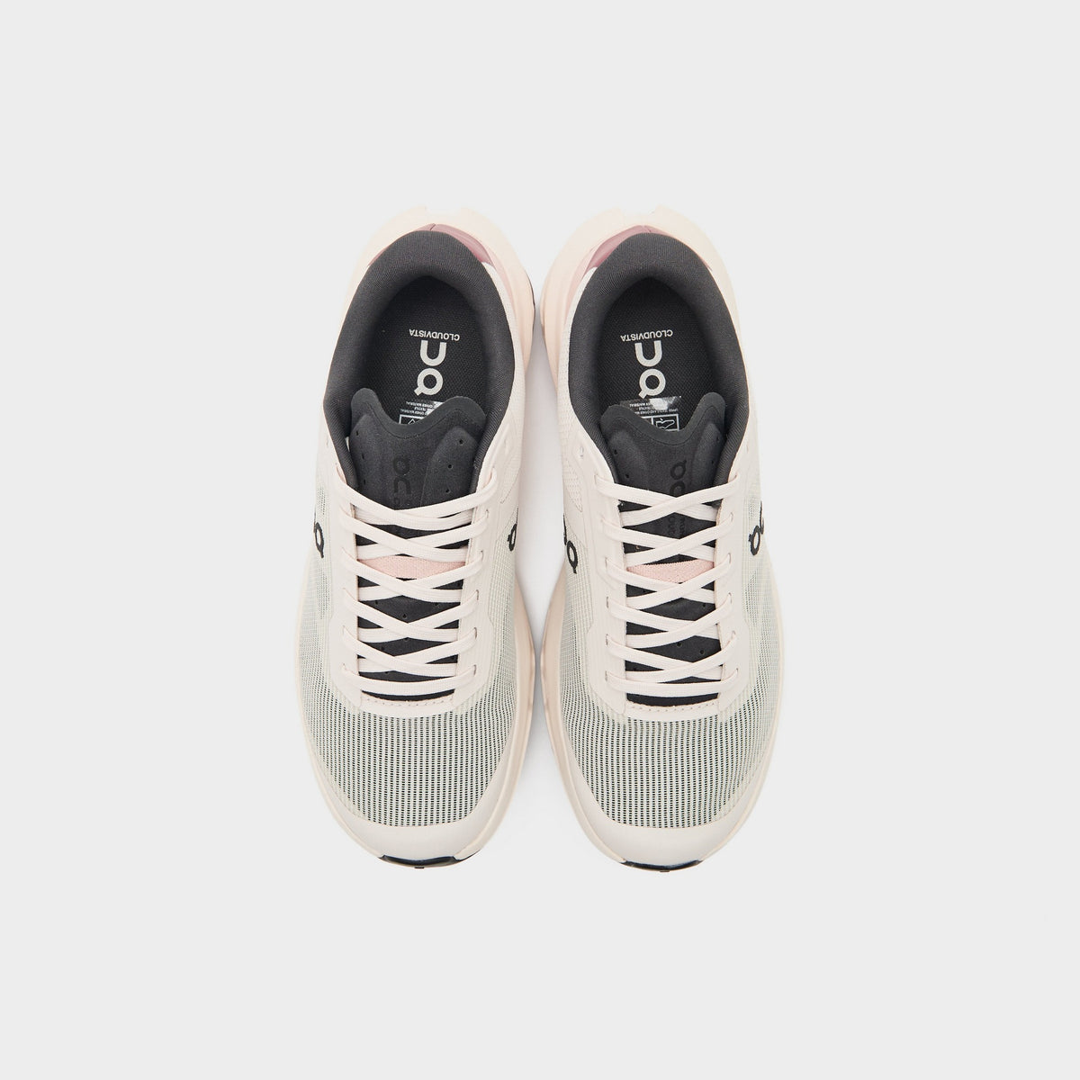 White On Running Cloudvista 3 Women's