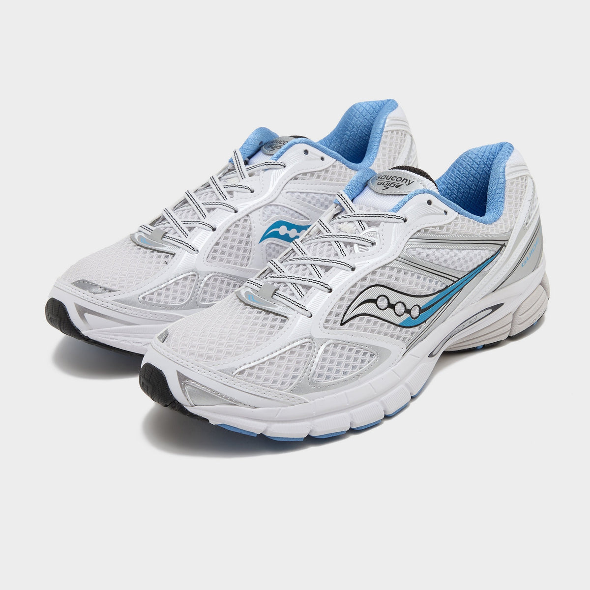 White Saucony ProGrid Guide 7