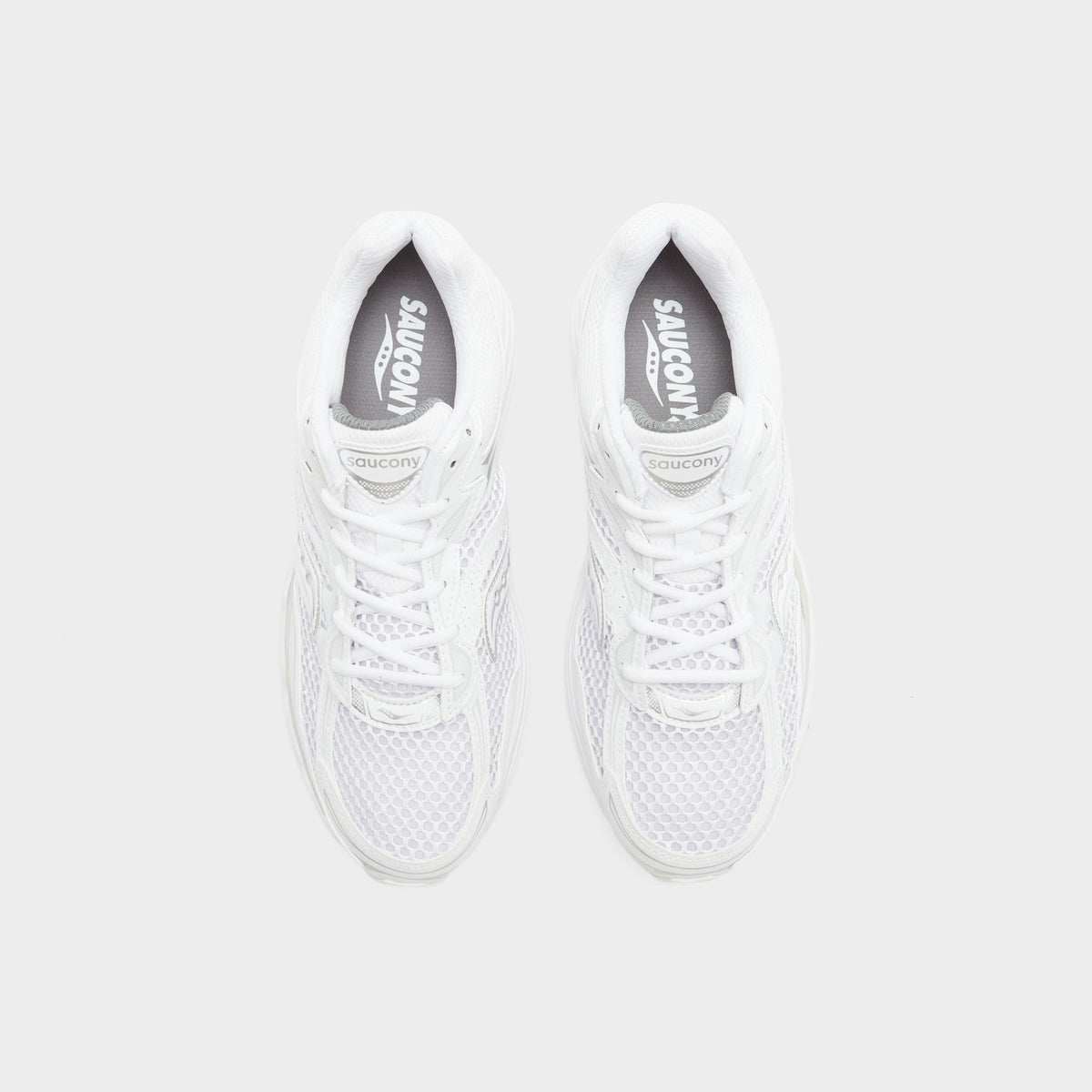 White Saucony ProGrid Omni 9 OG