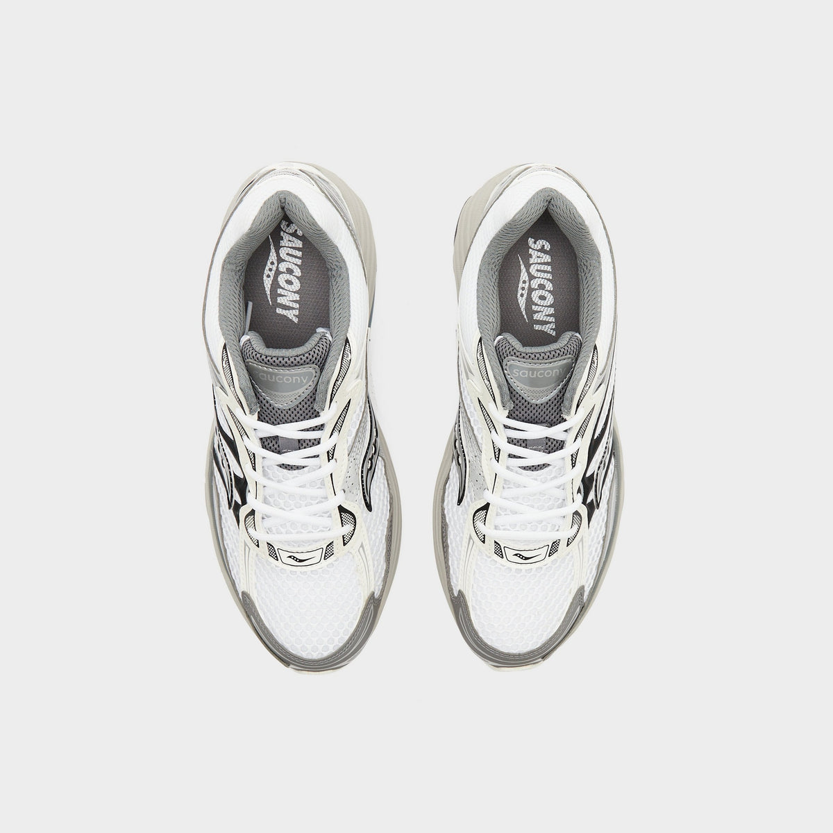 White Saucony ProGrid Omni 9 OG
