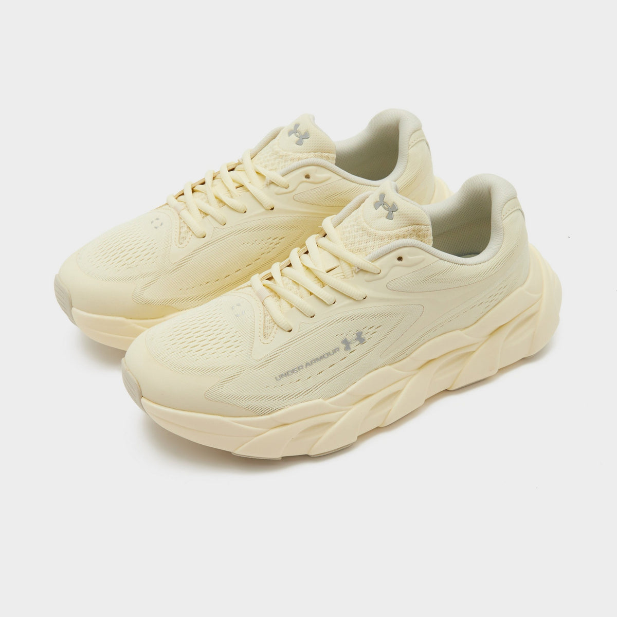 White Under Armour HB Runner 2