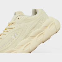 White Under Armour HB Runner 2