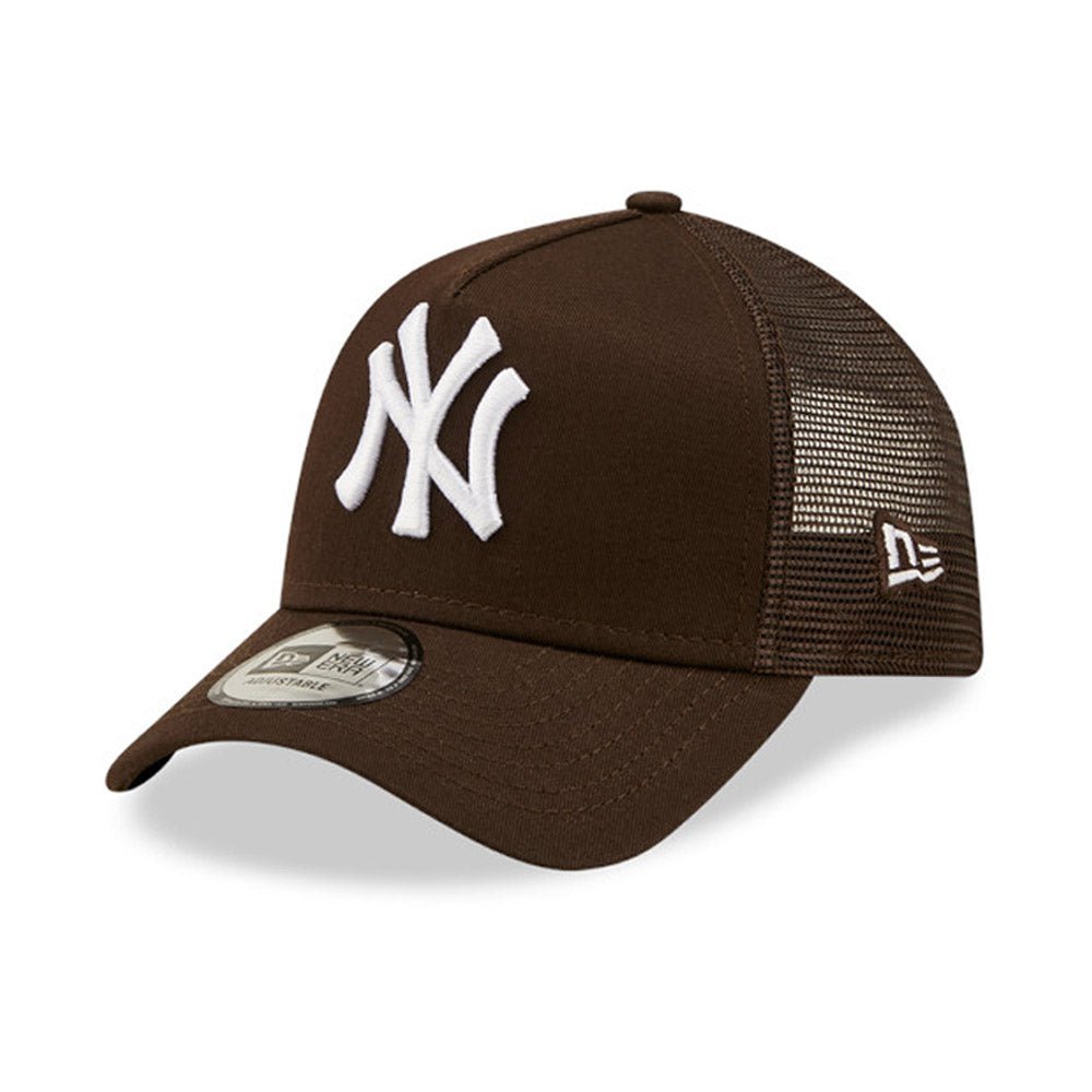 New Era New York Yankees League Essential Kids Brown A-Frame Trucker Cap (Youth) - Cap On