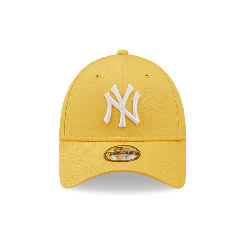 New Era New York Yankees League Essential Kids Yellow 9FORTY Adjustable Cap(Youth) - Cap On