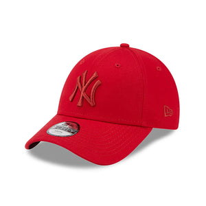 New Era New York Yankees League Essential Youth Red 9FORTY Adjustable Cap (Youth) - Cap On