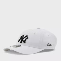 New Era Youth 9Forty New York Yankees League Cap(Youth) - Cap On